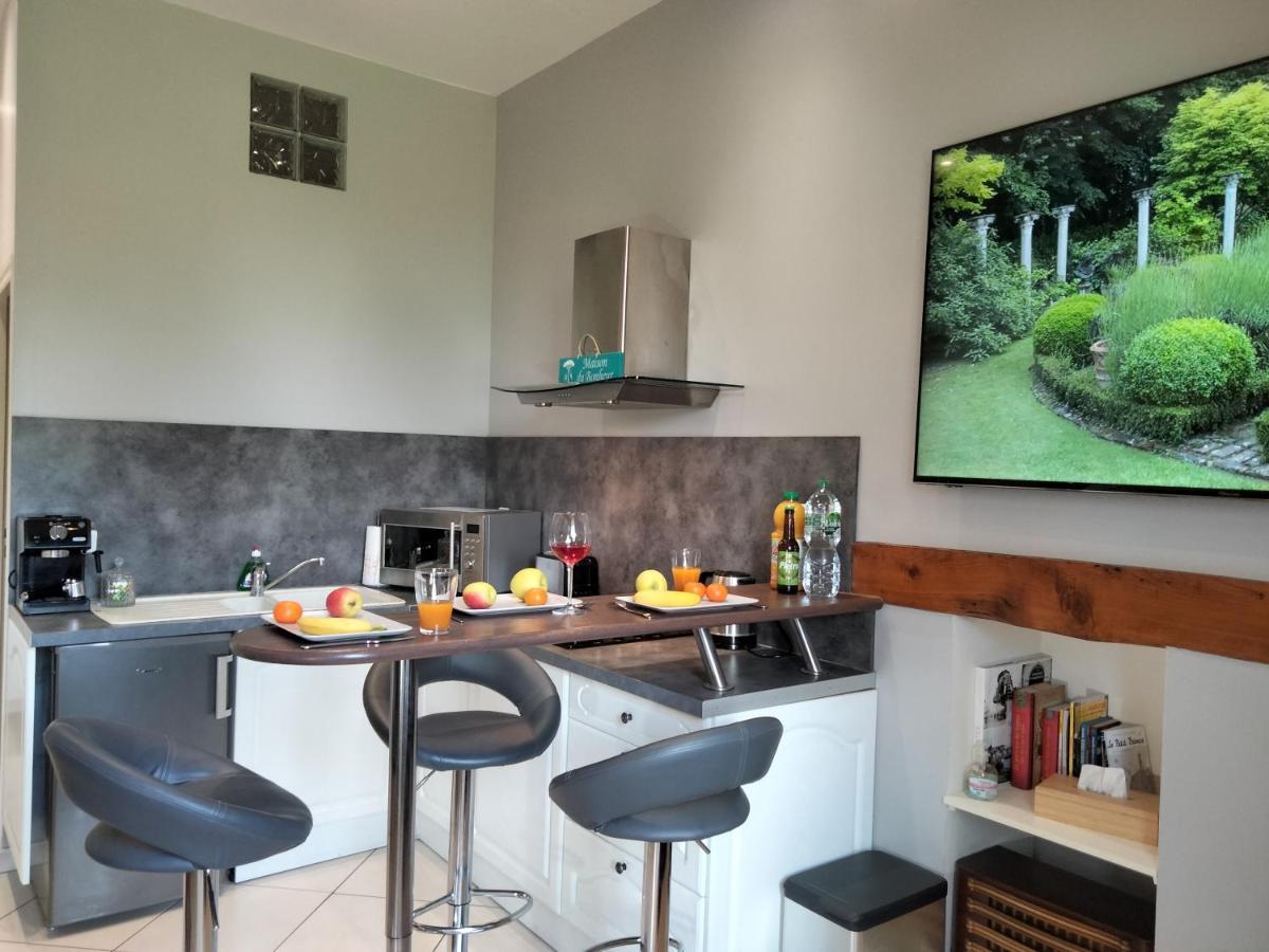 Apartamento Manoir De L'Aisnerie Saint-Herblain Exterior foto